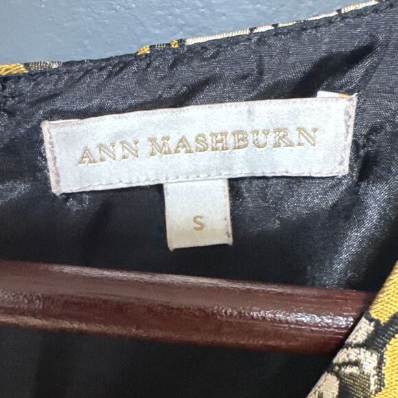 Ann Mashburn Size Small  Yellow Brown Floral Vneck Dress Ruffled Lined - Picture 3 of 10